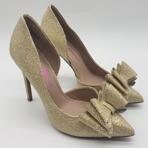 1199- Betsey Johnson Prince Gold Women's Stiletto Heels Shoes Size 6.5 M NWT